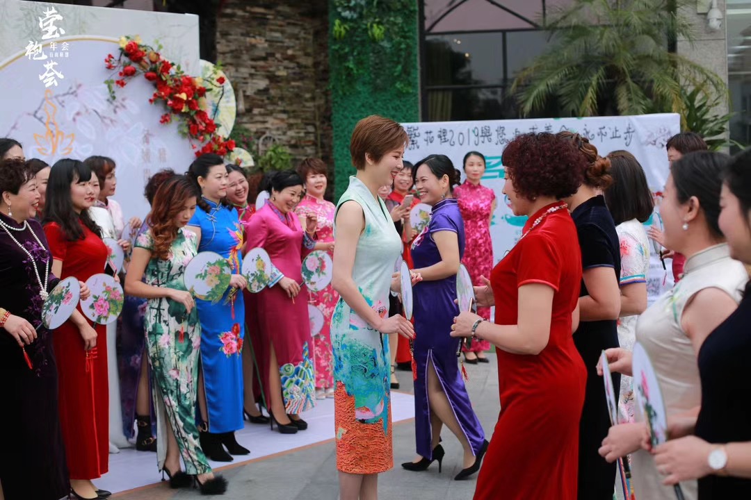 深圳培訓禮儀機構：助力企業服務效能與形象雙提升